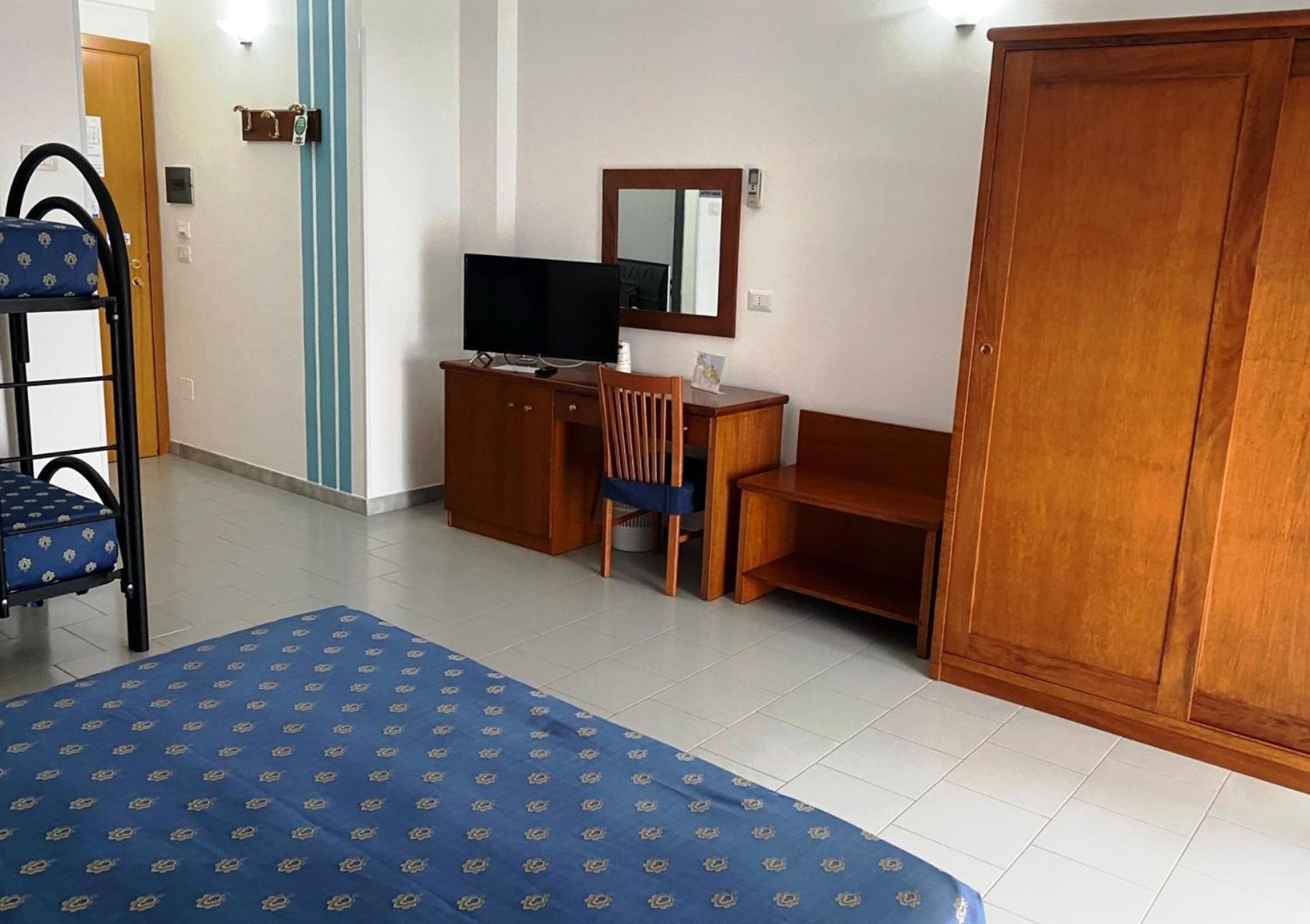 Hotel Villaggio Aurora San Pietro in Bevagna Quarto foto